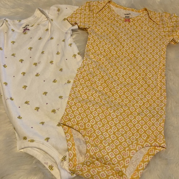 Carter's Other - 🏷$4 when bundled w/other items—set of 2 onesies by Carter’s